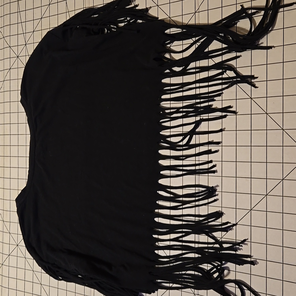 Freeze Black Metallic Skull Graphic Top Medium: D - Picture 6 of 6